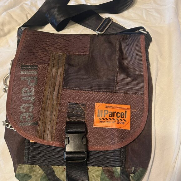 III Parcel New York Handbags - NWOT III Parcel New York, Camo Brown Patchwork Rugged Nylon Chain Messenger Bag